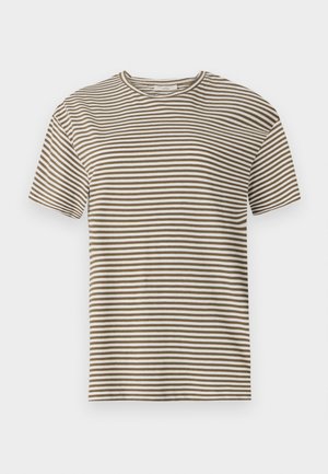 Ribadeeline valge ja pruuni värviga. Lühikesed varrukad, ümmargune kaelanäär, pehmest kangast, millel on ühtlased horisontaalsed triibud. Lihtne, klassikaline disain.