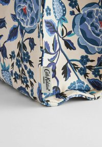 Cath Kidston LARGE BOOK REGULAR FIT - Kabelka - blue floral