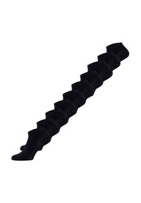 Schwarze Knöchelsocken, die in einer diagonalen Linie angeordnet sind und mehrere Paare auf einem weißen Hintergrund zeigen.
