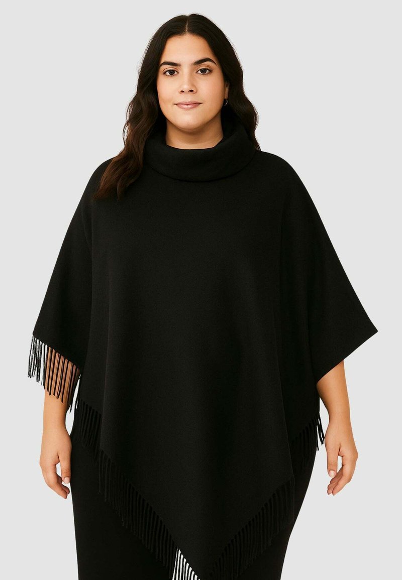Poncho nero con colletto a cappuccio, orlo frangiato, realizzato in tessuto morbido. Presenta una vestibilità ampia e si drappeggia elegantemente sul corpo.