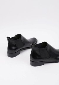 Sandra Fontán BERENGUELA - Botines bajos - black