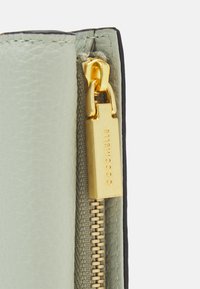 Coccinelle BEAT SOFT - Portafoglio - celadon green
