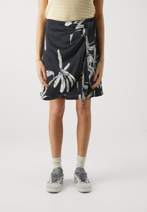 VMKEILA WRAP SKIRT  - Miniskjørt - black