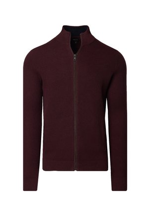 Burgundowa dzianinowa kardigan zapinany na zamek z wysokim kołnierzem, fakturowanym materiałem, dopasowanym krojem oraz prążkowanymi mankietami i dołem.
