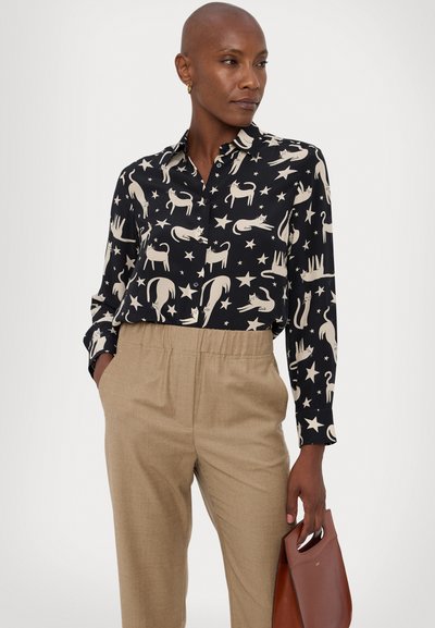 WEEKEND MaxMara HATELEY - Hlače - cammello