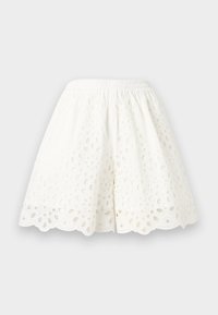 Λευκά σορτς με ελαστική μέση, διακοσμημένα με κεντητό λουλουδάτο μοτίβο και κυματιστό τελείωμα.