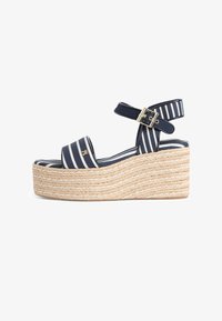 Non sélectionné, space blue