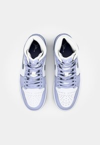 Jordan AIR JORDAN 1 MID - Høye joggesko - white/dk blue grey-indigo haze
