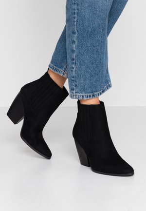 High Heel Stiefelette - black