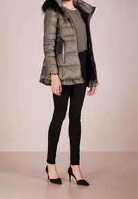Patrizia Pepe Giacca invernale - black