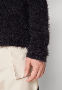Only & Sons Pullover - black