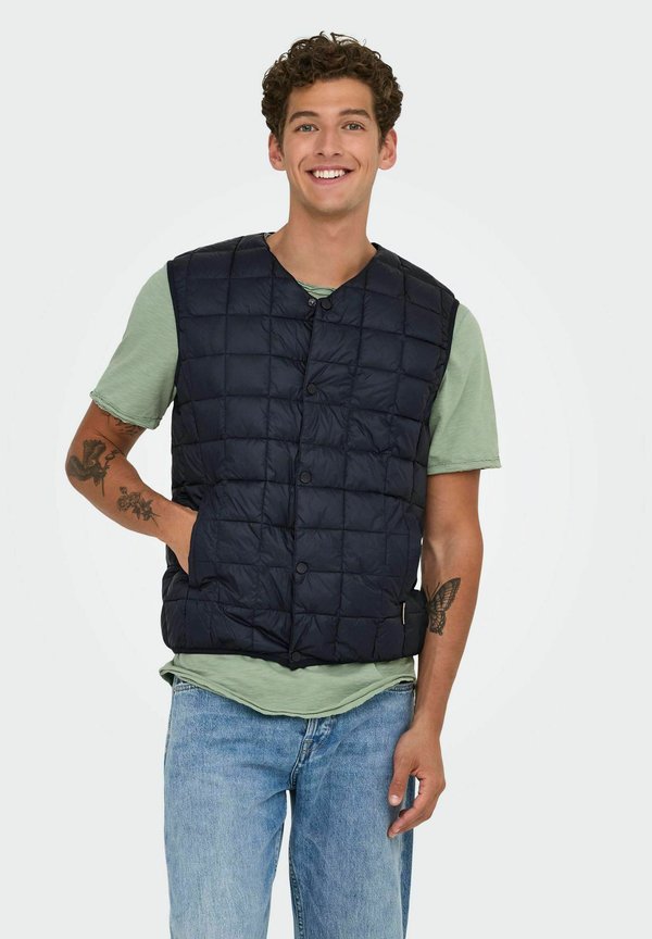 GAVIN LIGHT ÄRMELLOSE  - Weste