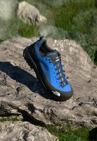 The North Face VERTO ALPINE GORE TEX - Hikingschuh - hero blue/tnf black