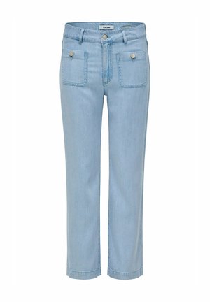 Vaqueros azul claro de pierna recta con bolsillos delanteros de parche con cierre de botones y trabillas para cinturón en la cintura.