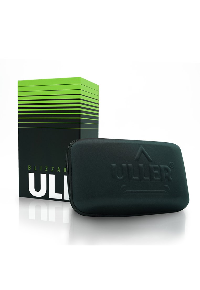 Schwarze Hartschale mit eingeprägtem "ULLER"-Logo, strukturierten Oberfläche und glattem Reißverschluss. Grüner und schwarzer gestreifter Karton mit dem Text "BLIZZARD ULLER".