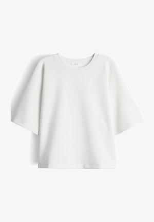 Witte oversized T-shirt met korte mouwen, ronde hals, losse pasvorm en zachte stof, plat weergegeven op een witte achtergrond.