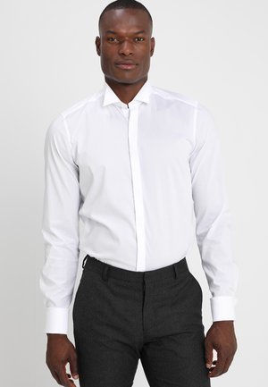 OLYMP Level Five BODY FIT - Formal shirt - white