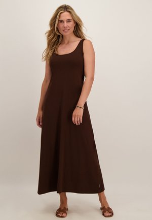 JE M'APPELLE, JE M'APPELLE - Maxi-jurk - bruin
