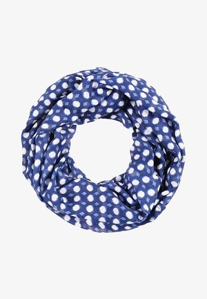 Écharpe infinie en tissu bleu avec des motifs blancs circulaires et en forme de losange, disposée en boucle circulaire lâche sur un fond blanc.