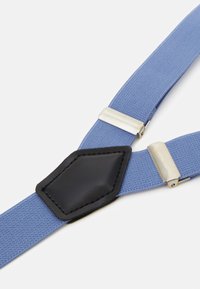 Pier One SUSPENDER/HOSENTRÄGER SET - Alte accesorii - light blue