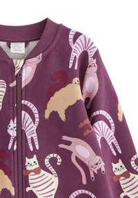 Kinderen rits hoodie in mauve, met kleurrijke kattenillustraties. Gemaakt van zachte stof, met geribbelde manchetten en een ritsluiting.
