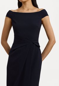 Lauren Ralph Lauren Petite CREPE OFF THE SHOULDER GOWN - Iltapuku - lighthouse navy