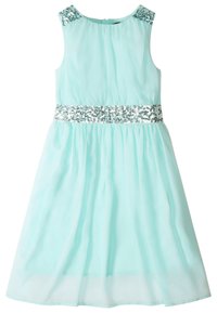 Un vestito senza maniche di colore verde menta con una cintura di paillettes e spalline decorate, realizzato in un tessuto leggero e fluido.