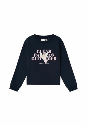 Sweatshirt marine avec manches raglan, col rond et un design imprimé portant le texte "CLEAR PASTELS GLITTERED" en rose clair.