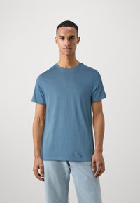 JOOP! Jeans ALPHIS - Navadna majica - pastel blue