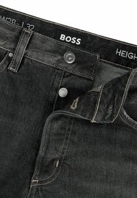 BOSS Jeans a sigaretta - black