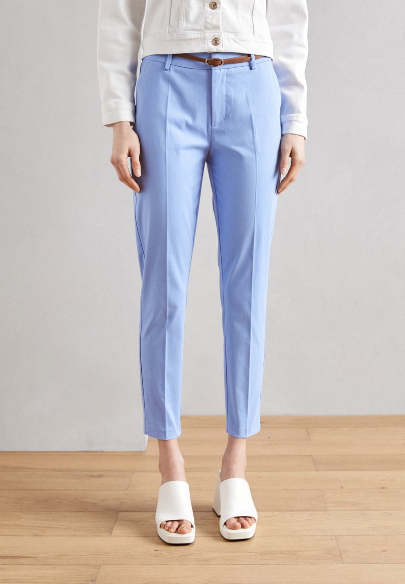 b.young DAYS CIGARET PANTS - Hlače chino - vista blue