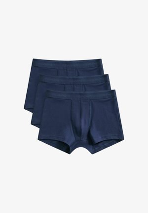 Tre boxer da uomo blu navy impilati con fascia elastica in vita, tessuto liscio e dettaglio del davanti con apertura.