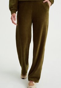 WE Fashion Tygbyxor - olive