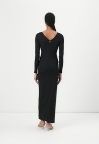 TWINSET Maksikleit - nero