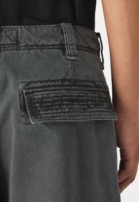 Abercrombie & Fitch ULTRA BAGGY UTILITY - Cargo trousers - dark shadow