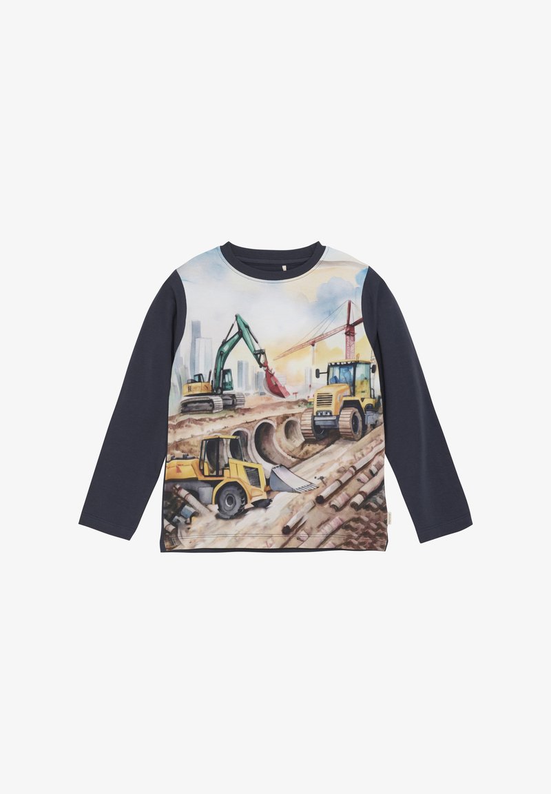Langarmhemd mit einem Bau-Themen-Graphic in kräftigen Farben, mit einem navyblauen Körper und detaillierter Maschinen-Druck auf der Vorderseite.