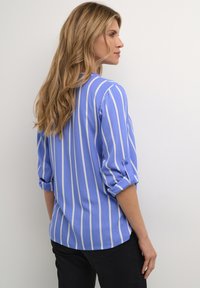 Kaffe KASTRIDY - Pluus - ultramarine chalk stripe