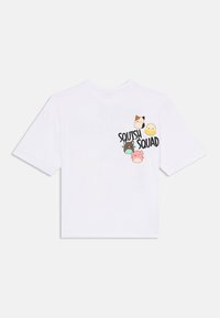 T-shirt en coton blanc à manches courtes avec un graphique coloré "Squish Squad" et de jolis personnages de dessin animé sur le devant.