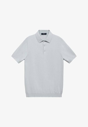 Svetlosivá polo košeľa s krátkym rukávom, vyrobená z hladkej tkaniny, s klasickým golierom a tromi gombíkmi na krku, so žebrovaným lemom.