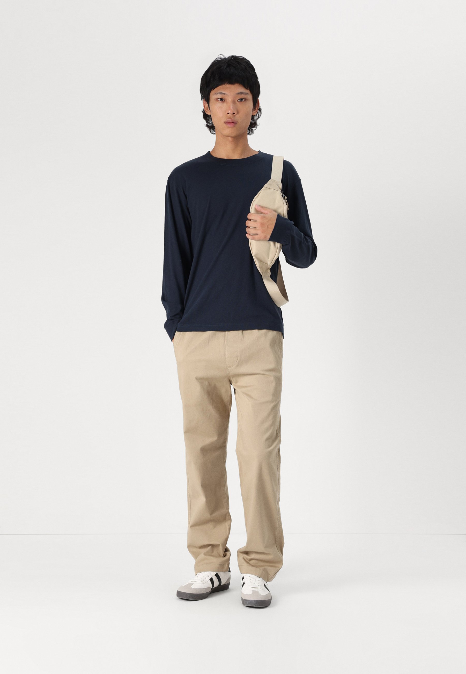 【BAON】Kenho Color Pigment Straight Pants Converse STRAIGHT LEG PANTS - Trousers - beige - Zalando.co.uk
