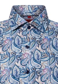 Langarmshirt met een blauw-wit paisley patroon, een scherpe kraag en twee donkere knopen aan de voorkant.