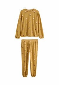 Unselected, ochre yellow fox