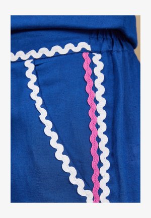 Love & Roses, REGULAR FIT - RIC RAC TRIM TROUSERS - Nohavice - blue