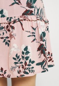 Vero Moda Gonna a campana - light pink