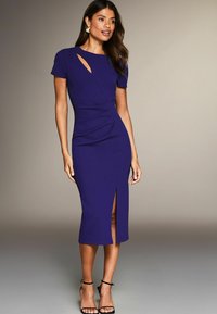 Lipsy Pārliekama kleita - blue