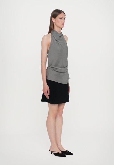 CLOSED HALTER NECK - Camicetta - led grey