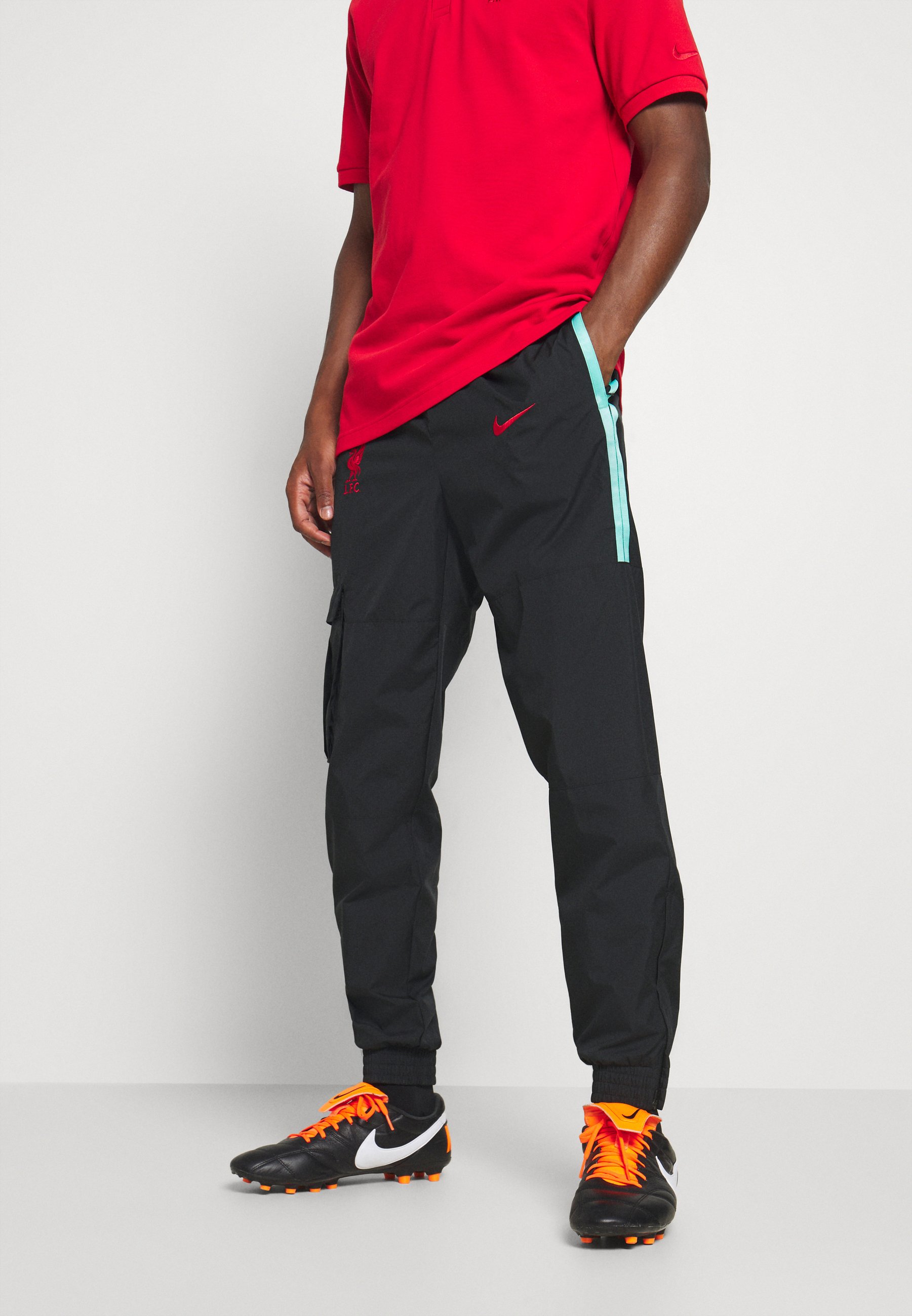 liverpool red tracksuit