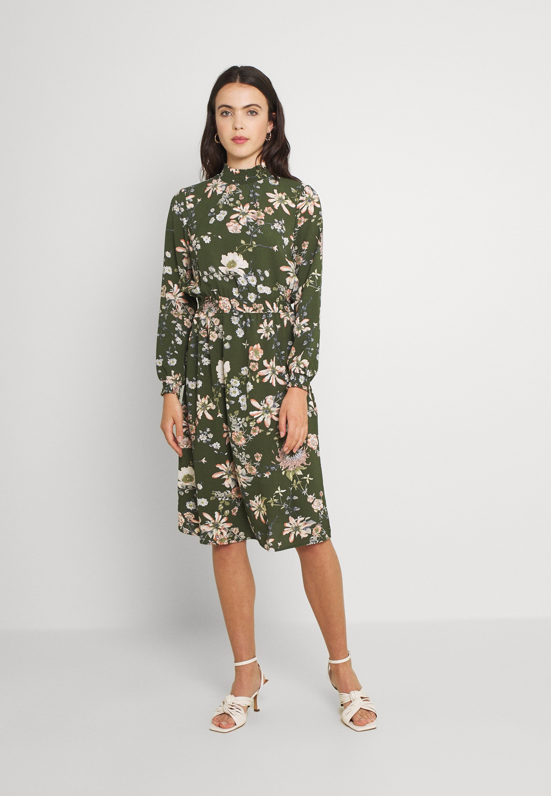 Women ONLNOVA LUX SMOCK DRESS - Day dress Women ONLNOVA LUX SMOCK DRESS - Day dress