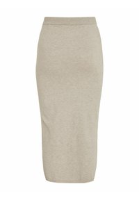 Falda lápiz beige hasta la rodilla en un tejido suave y acanalado, con cintura elástica, textura lisa y sin patrones ni acentos visibles.