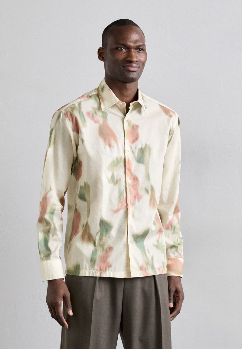 NN.07 FREDDY - Ing - sand